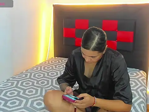 camila valenciia  online show from 23, 7, 2026