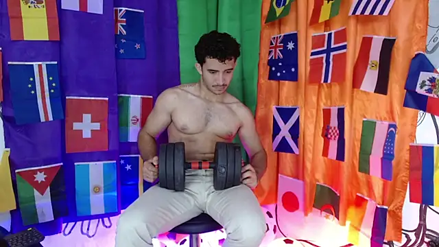 Snapshot of caius_bigcock1 chatting on 19, 7, 2026 caius bigcock1 online show from 19, 7, 2026