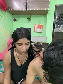 hot-couple-0 online show from 17, 7, 2026