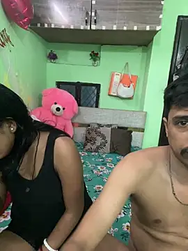hot-couple-0 online show from 18, 7, 2026