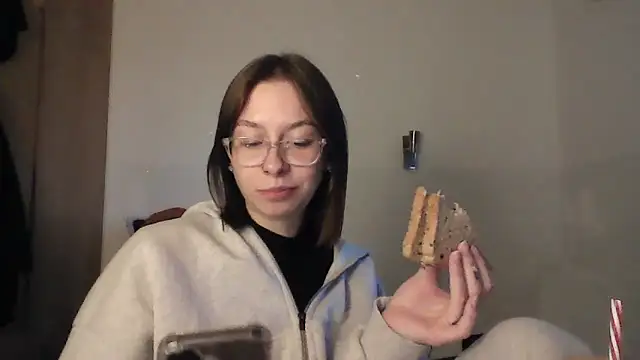 JuicyErika online show from 14, 5, 2026