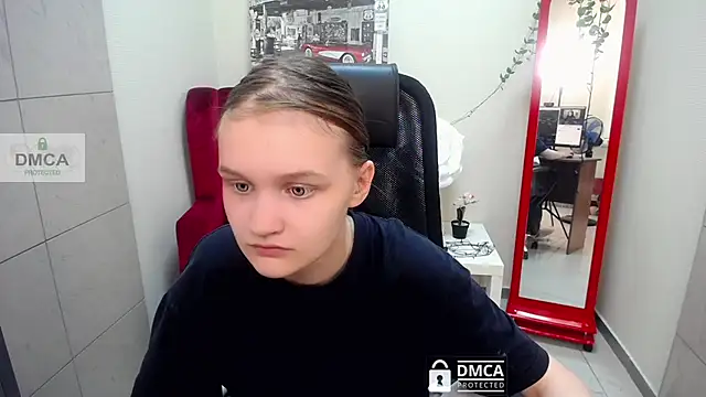 Snapshot of _donnaSia_ chatting on 8, 6, 2026 donnaSia online show from 8, 6, 2026