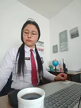 Snapshot of Queen_linda1 chatting on 11, 5, 2026 Queen linda1 online show from 11, 5, 2026