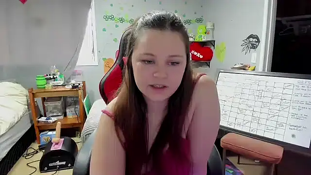 Snapshot of DelilaFields2 chatting on 22, 5, 2026 DelilaFields2 online show from 22, 5, 2026