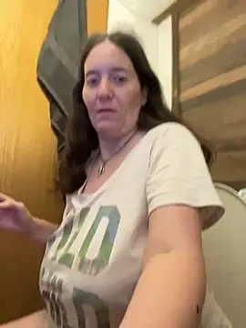 Snapshot of Mini83 chatting on 11, 7, 2026 Mini83 online show from 11, 7, 2026