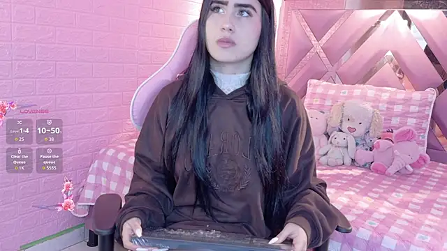 Snapshot of Lexy_Dumoun_ chatting on 21, 6, 2026 Lexy Dumoun online show from 21, 6, 2026