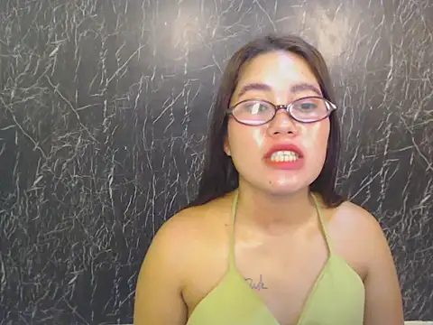 Snapshot of ur_prettychelsie chatting on 25, 4, 2026 ur prettychelsie online show from 25, 4, 2026