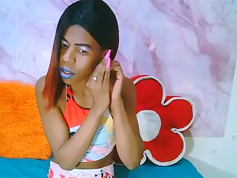 Snapshot of EbonySweetPeach chatting on 15, 5, 2026 EbonySweetPeach online show from 15, 5, 2026