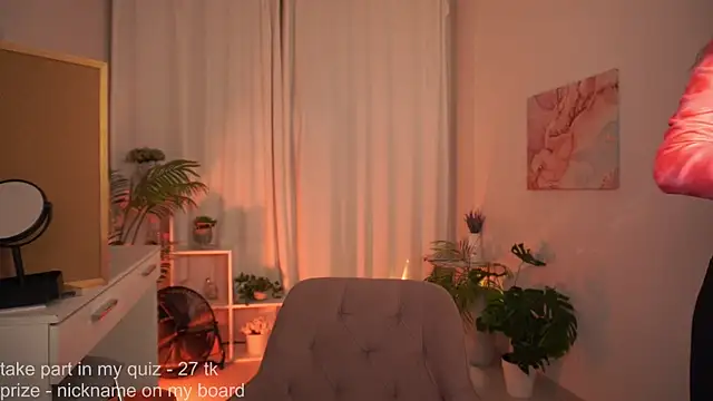 Snapshot of BettyMarlowe chatting on 25, 6, 2026 BettyMarlowe online show from 25, 6, 2026