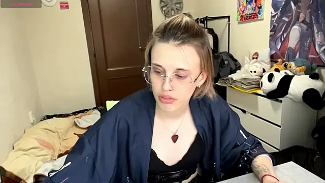 Queen moments  online show from 24, 4, 2026