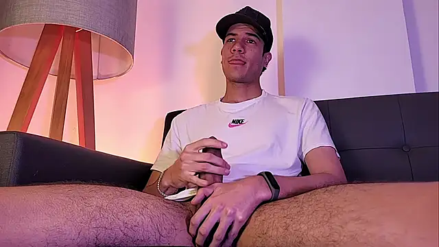 Snapshot of Derek_stud_ chatting on 12, 5, 2026 Derek stud online show from 12, 5, 2026