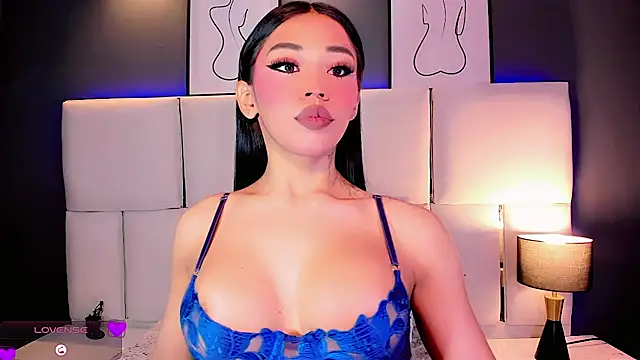 Snapshot of Aleisha_Beaumont chatting on 24, 7, 2026 Aleisha Beaumont online show from 24, 7, 2026
