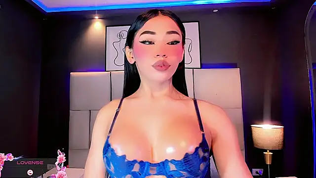 Snapshot of Aleisha_Beaumont chatting on 4, 8, 2026 Aleisha Beaumont online show from 4, 8, 2026