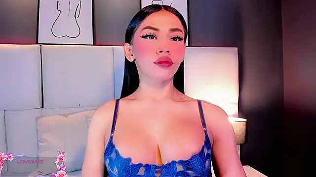 Snapshot of Aleisha_Beaumont chatting on 8, 8, 2026 Aleisha Beaumont online show from 8, 8, 2026