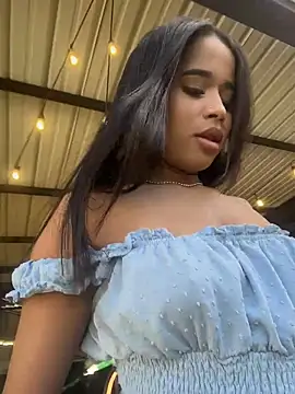 Snapshot of EmmaExoticaXXX chatting on 24, 7, 2026 EmmaExoticaXXX online show from 24, 7, 2026