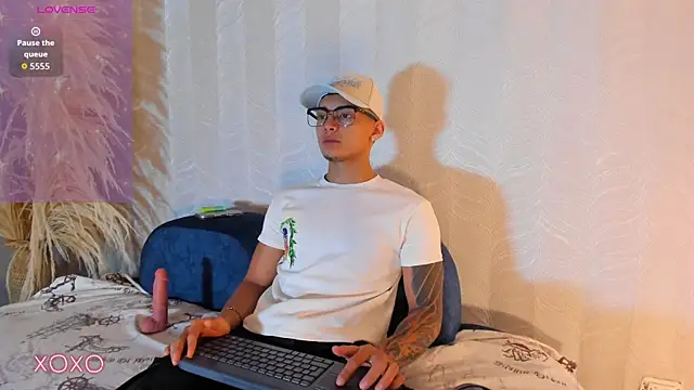 Alan Salazar online show from 12, 6, 2026