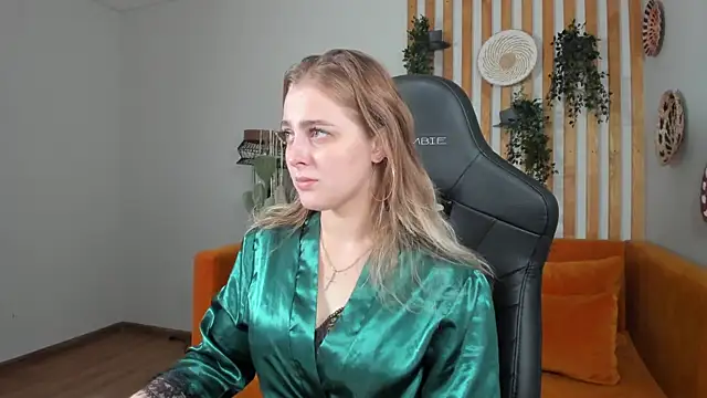EllaBells online show from 13, 7, 2026