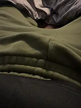 NewWhiteGuy online show from 23, 4, 2026