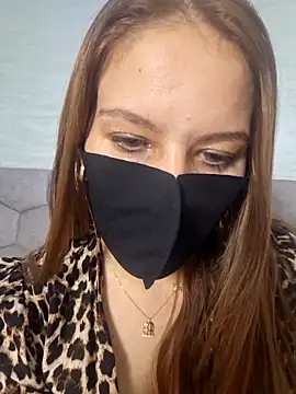 Snapshot of zizosey chatting on 28, 4, 2026 zizosey online show from 28, 4, 2026