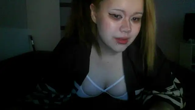 Snapshot of Amanda_Mia_ chatting on 11, 6, 2026 Amanda Mia online show from 11, 6, 2026