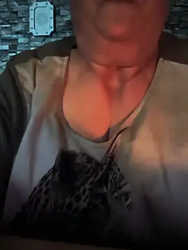 Snapshot of KICIA10 chatting on 19, 5, 2026 KICIA10 online show from 19, 5, 2026