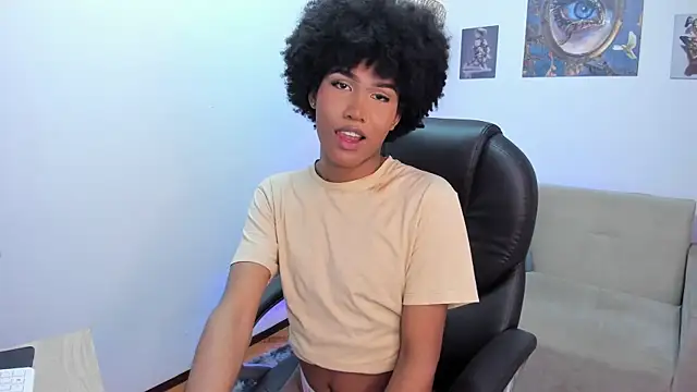 Snapshot of NaomiSaenz_ chatting on 3, 5, 2026 NaomiSaenz online show from 3, 5, 2026