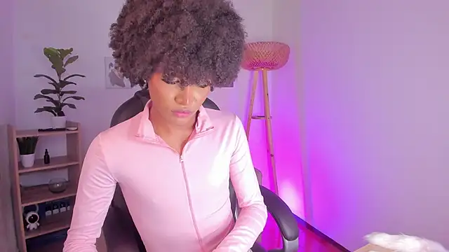 Snapshot of NaomiSaenz_ chatting on 12, 7, 2026 NaomiSaenz online show from 12, 7, 2026