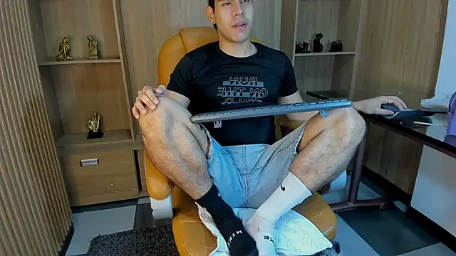 Derek Voss online show from 28, 4, 2026