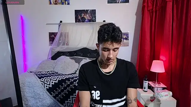 charles carterxxx online show from 30, 4, 2026