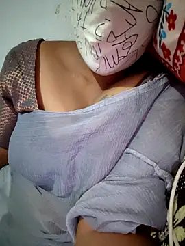 Snapshot of Tamil_Hot_HoneyBee chatting on 26, 5, 2026 Tamil Hot HoneyBee online show from 26, 5, 2026
