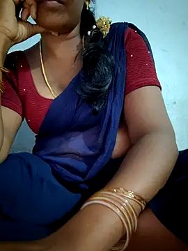 Snapshot of Tamil_Hot_HoneyBee chatting on 20, 6, 2026 Tamil Hot HoneyBee online show from 20, 6, 2026