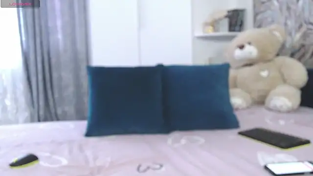 AnnabelleCaramel online show from 13, 7, 2026