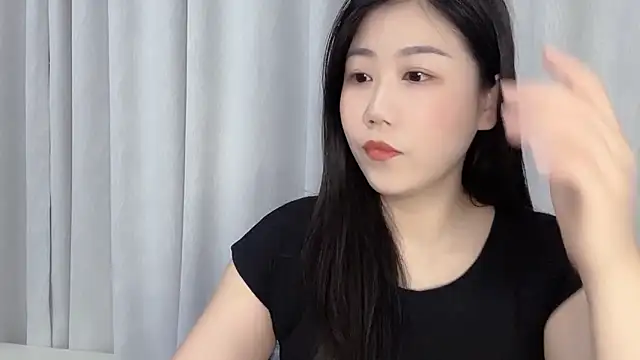 F-Yuwei online show from 28, 4, 2026