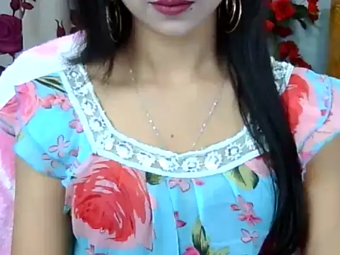 Alina Nur online show from 8, 5, 2026