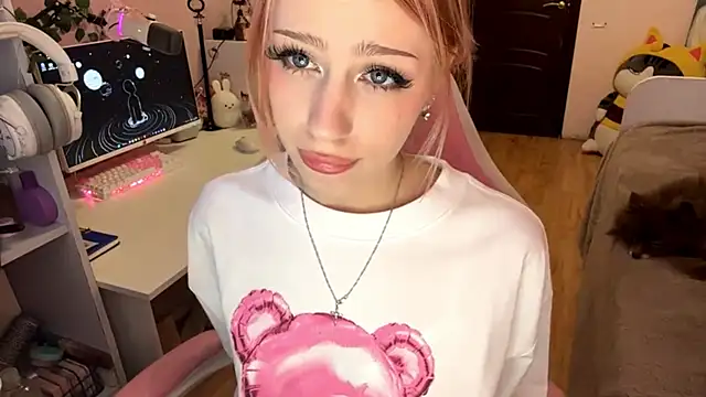 Snapshot of milimoon chatting on 28, 4, 2026 milimoon online show from 28, 4, 2026