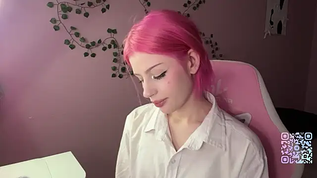Snapshot of milimoon chatting on 7, 5, 2026 milimoon online show from 7, 5, 2026