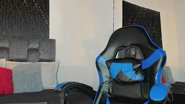 ThiagoSexy005 online show from 12, 7, 2026