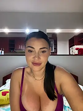 AylaSparkk online show from 25, 5, 2026