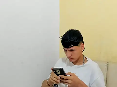 jhon-bom online show from 29, 4, 2026