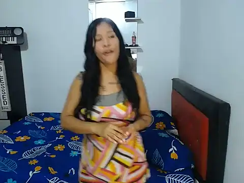Snapshot of chloe_minaj chatting on 23, 6, 2026 chloe minaj online show from 23, 6, 2026
