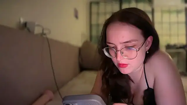 FoxyMiaa online show from 30, 4, 2026