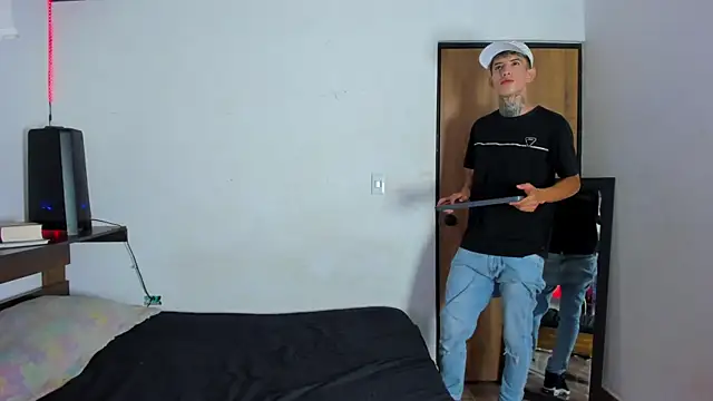 Darwinstark  online show from 27, 4, 2026