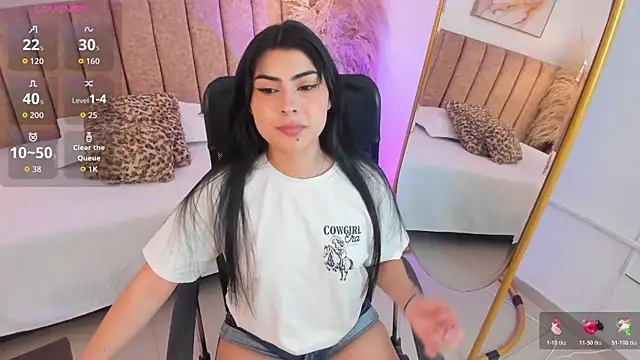 SofiVelvet  online show from 4, 5, 2026