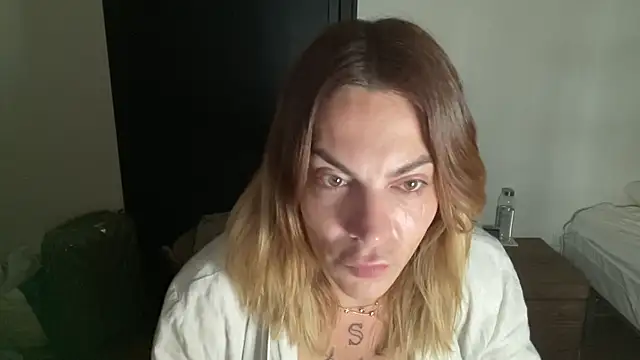 Sophiaat40 online show from 6, 5, 2026