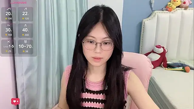 Luna-666 online show from 18, 6, 2026