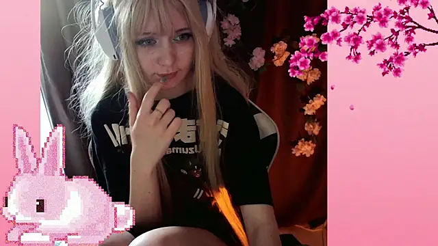 Snapshot of AmmiRinn chatting on 9, 6, 2026 AmmiRinn online show from 9, 6, 2026