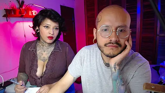 realhomesex online show from 7, 5, 2026