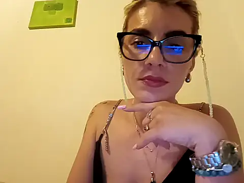 Snapshot of Goddess-Anne chatting on 9, 6, 2026 Goddess-Anne online show from 9, 6, 2026
