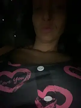 lucyluvxx online show from 30, 4, 2026