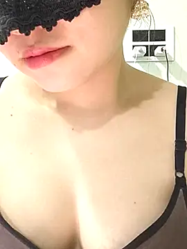 Snapshot of silkyhairs chatting on 10, 6, 2026 silkyhairs online show from 10, 6, 2026